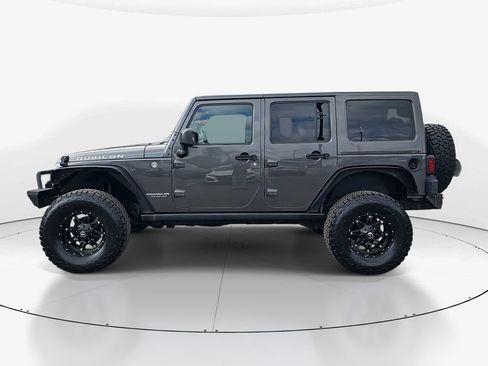 Used 2016 Jeep Wrangler Unlimited Rubicon w/ Connectivity Group image 9