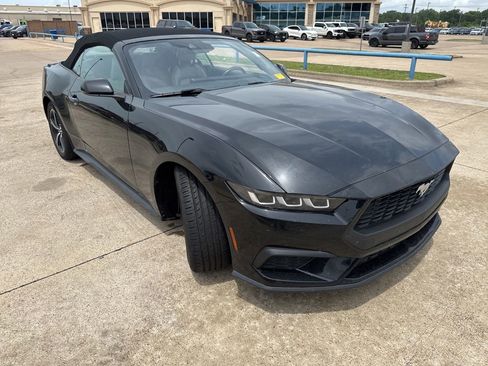 Used 2024 Ford Mustang Premium RWD image 15