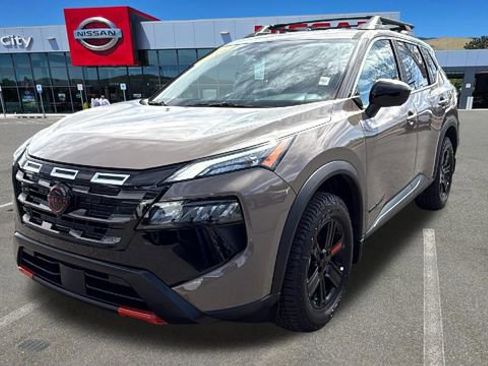 New 2026 Nissan Rogue SV AWD/4WD image 7