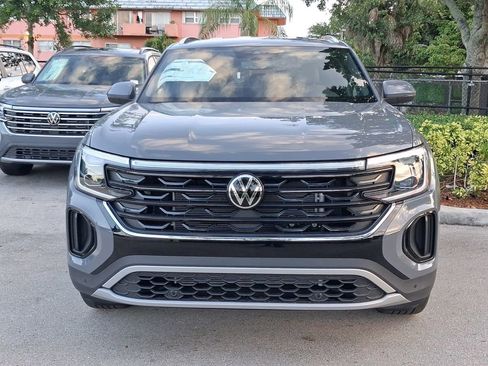 New 2026 Volkswagen Atlas Cross Sport SE FWD image 2