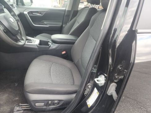 Used 2024 Toyota RAV4 XLE image 20