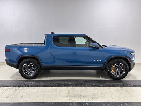 Used 2022 Rivian R1T Adventure AWD/4WD image 6