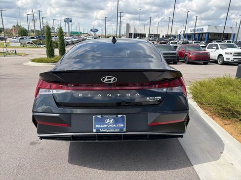 New 2026 Hyundai Elantra SEL Sport Premium FWD image 7