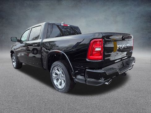 New 2026 RAM 1500 4x4 Crew Cab image 5