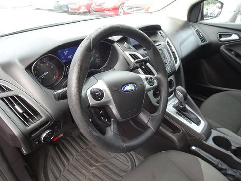 Used 2014 Ford Focus SE image 16