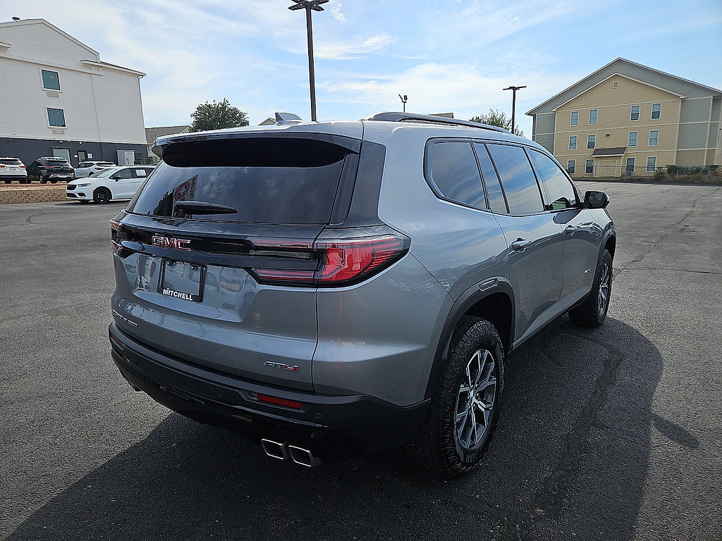 Used 2025 GMC Acadia AT4 w/ Luxury Package AWD/4WD image 4