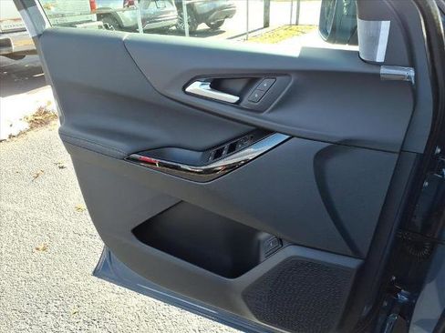 New 2026 Chevrolet Equinox LT w/ Convenience Package II image 8