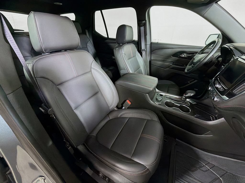 Used 2024 Chevrolet Traverse RS w/ LPO, Floor Liner Package AWD/4WD image 27