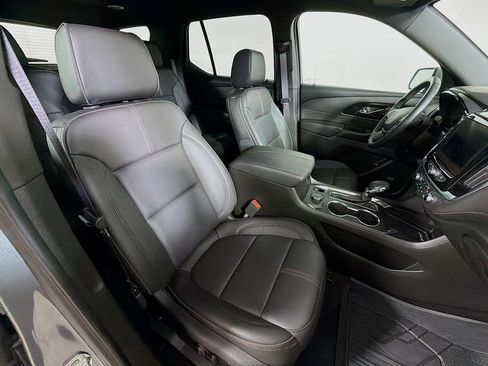 Used 2024 Chevrolet Traverse RS w/ LPO, Floor Liner Package AWD/4WD image 27