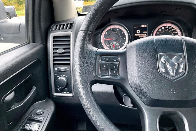 Used 2019 RAM 1500 Tradesman RWD image 11