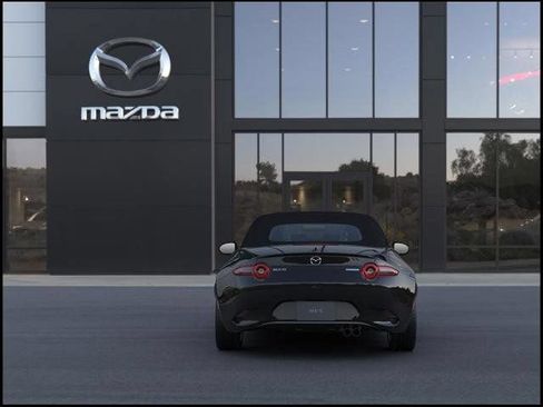 New 2026 MAZDA MX-5 Miata Club w/ Interior Package RWD image 4