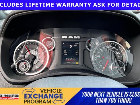 Used 2024 RAM 3500 Big Horn w/ Night Edition AWD/4WD image 17