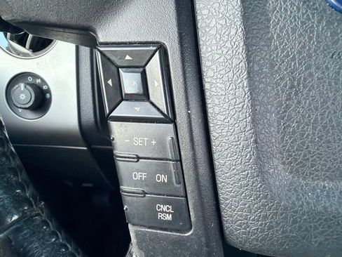 Used 2016 Ford Expedition EL XLT w/ Equipment Group 202A AWD/4WD image 18
