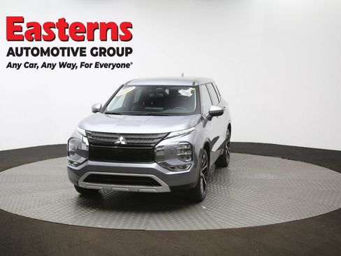 Used 2024 Mitsubishi Outlander SE image 54