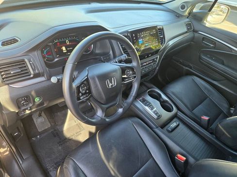Certified 2022 Honda Pilot Special Edition image 6