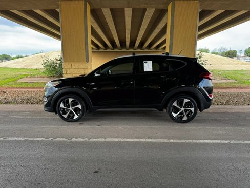 Used 2016 Hyundai Tucson Sport FWD image 6
