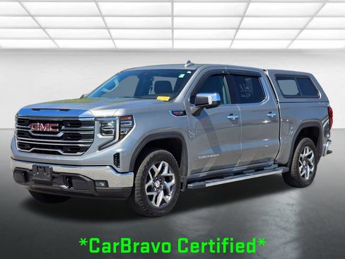 Used 2023 GMC Sierra 1500 SLT w/ SLT Premium Package AWD/4WD image 2