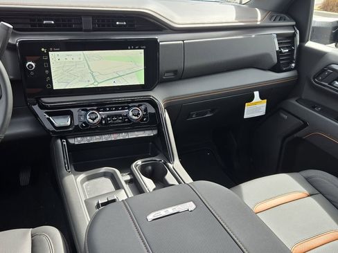 New 2026 GMC Sierra 2500 AT4 AWD/4WD image 35