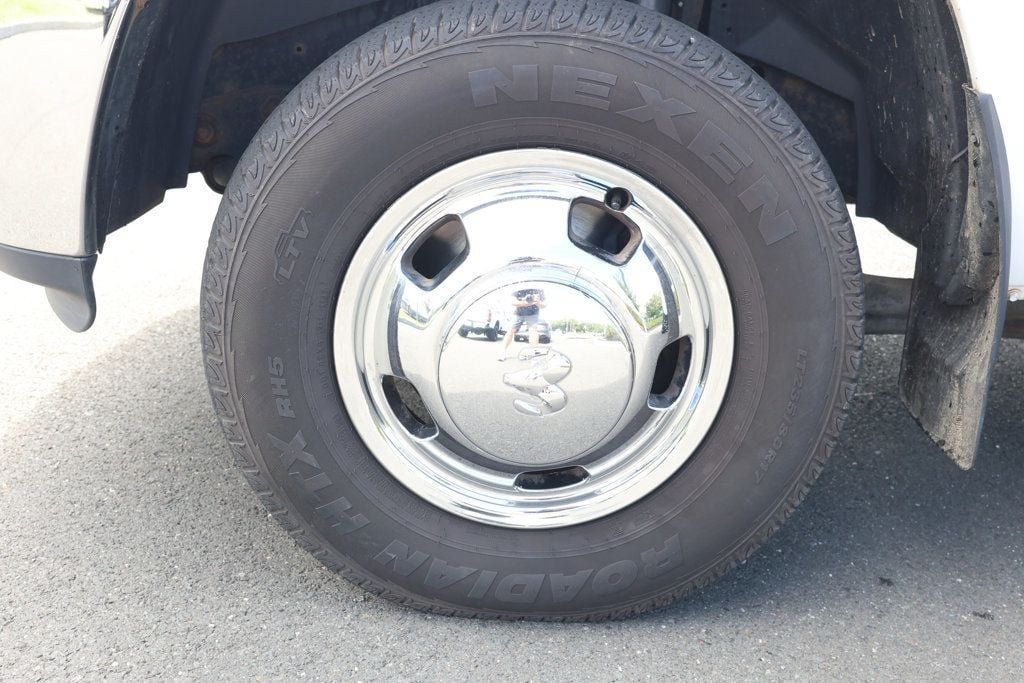 Used 2018 RAM 3500 Big Horn AWD/4WD image 9