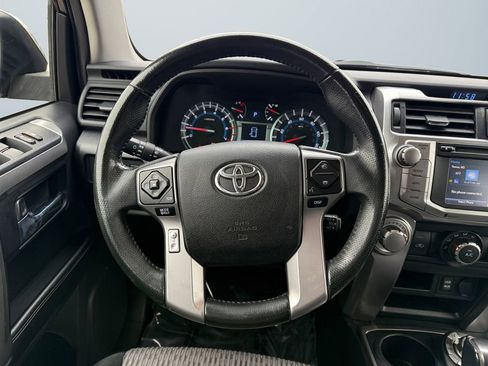 Used 2016 Toyota 4Runner SR5 image 12