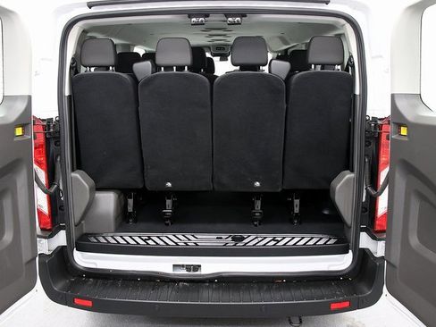 Used 2023 Ford Transit 350 XLT image 25