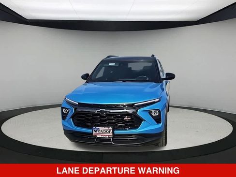 Used 2025 Chevrolet TrailBlazer RS w/ Convenience Package FWD image 3