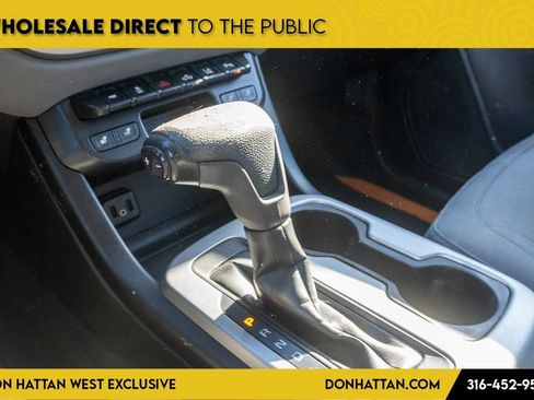 Used 2019 Chevrolet Colorado LT w/ LT Convenience Package image 10