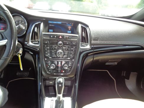 Used 2016 Buick Cascada Premium image 25