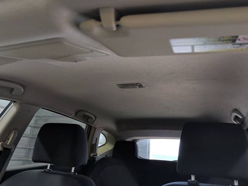 Used 2013 Nissan Rogue SV FWD image 33