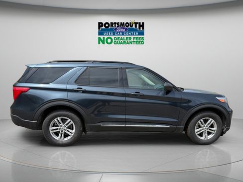 Certified 2022 Ford Explorer XLT w/ Equipment Group 202A AWD/4WD image 6