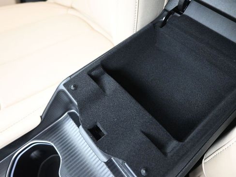 New 2025 Jeep Grand Cherokee L Limited w/ Luxury Tech Group II image 4