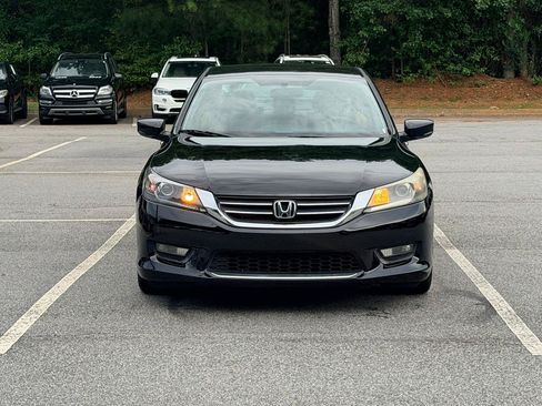 Used 2015 Honda Accord Sport image 3