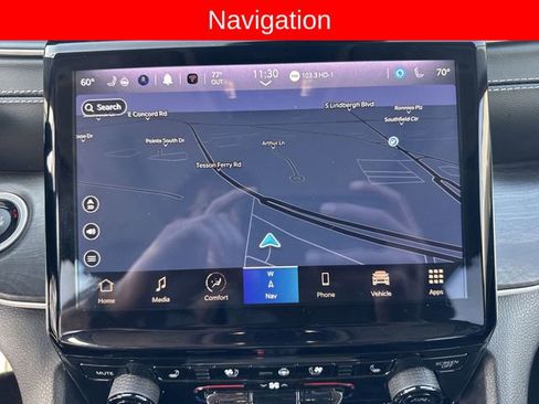 Used 2023 Jeep Grand Cherokee L Limited w/ Luxury Tech Group II image 14