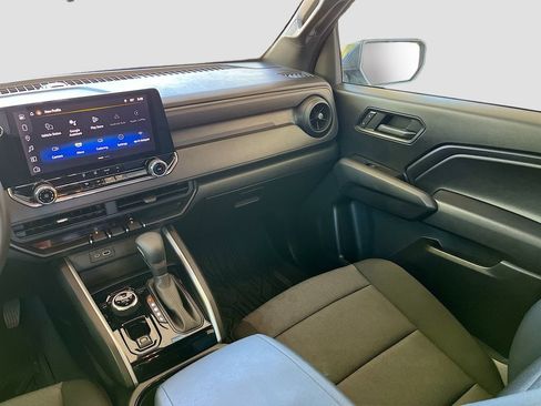 Used 2024 Chevrolet Colorado Trail Boss w/ Technology Package AWD/4WD image 21