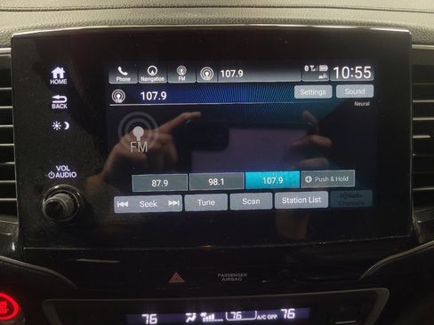 Used 2019 Honda Pilot Touring image 25