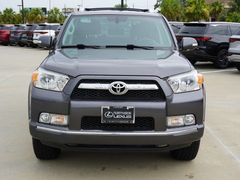 Used 2012 Toyota 4Runner SR5 w/ Premium Pkg AWD/4WD image 2