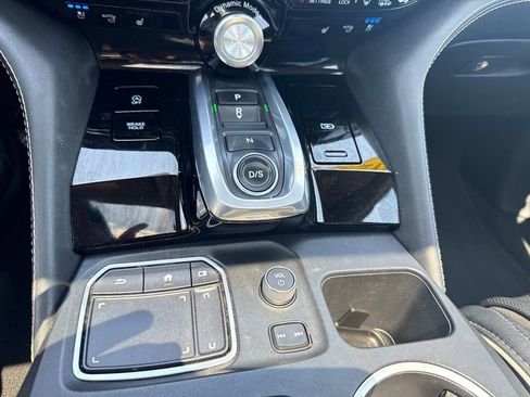 Used 2023 Acura MDX SH-AWD w/ Advance Package image 30
