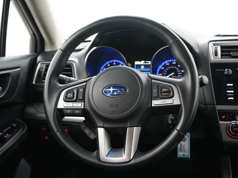Used 2017 Subaru Outback 2.5i Premium AWD/4WD image 17
