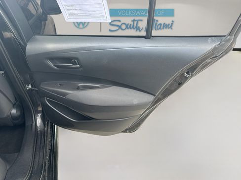 Used 2022 Toyota Corolla LE FWD image 29