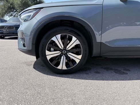 Certified 2023 Volvo XC40 Recharge Plus AWD/4WD image 9
