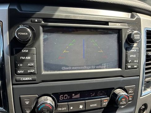 Used 2017 Nissan Titan PRO-4X AWD/4WD image 34