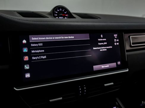 Used 2022 Porsche Cayenne Turbo image 77