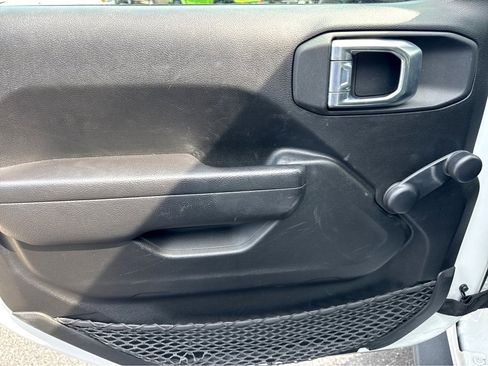 Certified 2022 Jeep Wrangler Unlimited Sport image 12