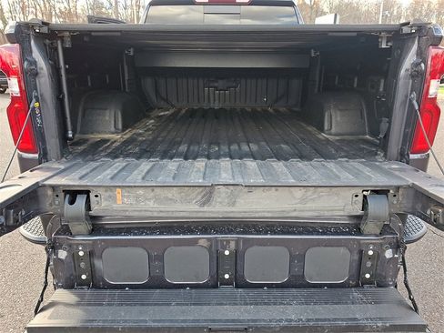 Used 2024 Chevrolet Silverado 1500 LT Trail Boss w/ LT Trail Boss Premium Package image 28