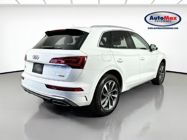 Used 2023 Audi Q5 2.0T Premium w/ Convenience Package AWD/4WD image 2