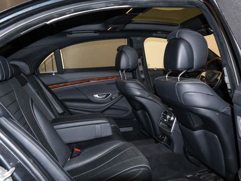 Used 2016 Mercedes-Benz S 550 4MATIC Sedan image 20