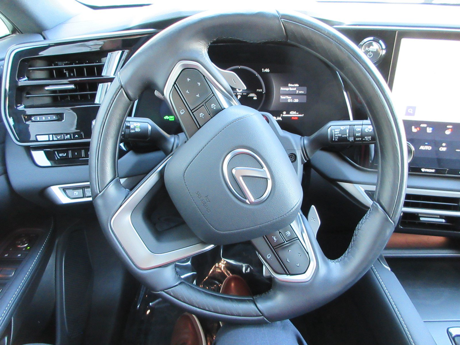 Used 2026 Lexus RX 450h AWD w/ Convenience Package image 39