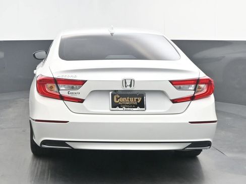 Used 2019 Honda Accord EX image 6