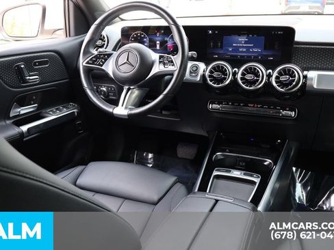 Used 2024 Mercedes-Benz GLB 250 image 28