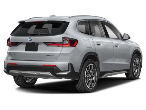 Certified 2023 BMW X1 xDrive28i w/ M Sport Package image 3